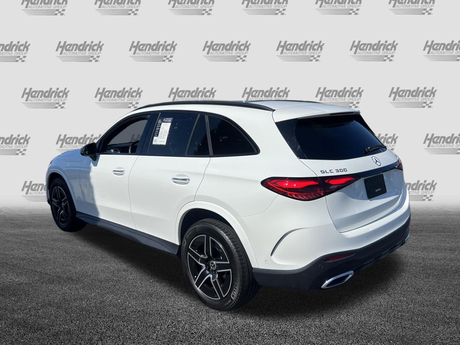 Certified 2025 Mercedes-Benz GLC 300 4MATIC image 8
