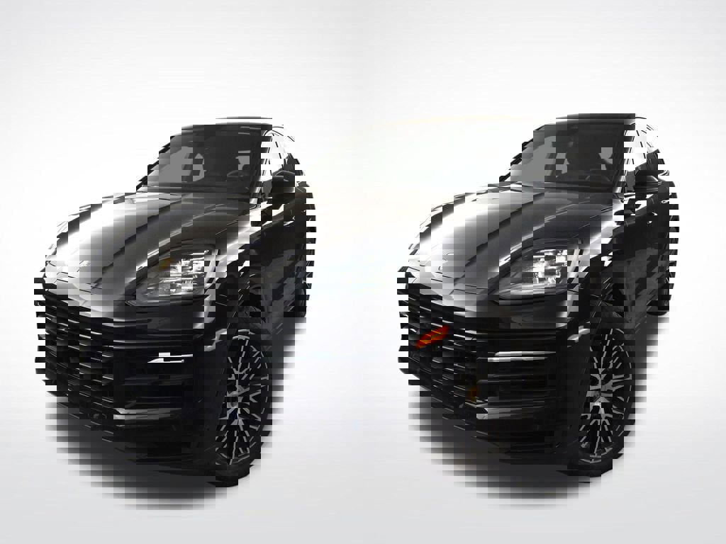 Used 2024 Porsche Cayenne Coupe image 30