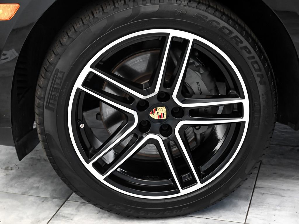 Used 2021 Porsche Macan S AWD/4WD image 7