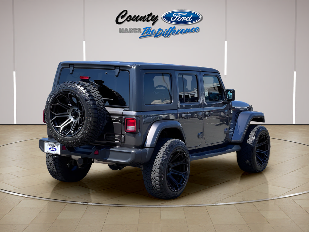 Used 2020 Jeep Wrangler Unlimited Sahara AWD/4WD image 24