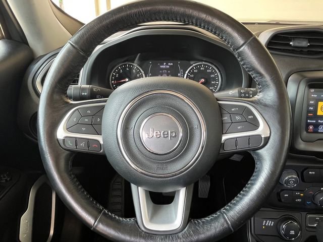 Used 2018 Jeep Renegade Latitude w/ Cold Weather Group image 15