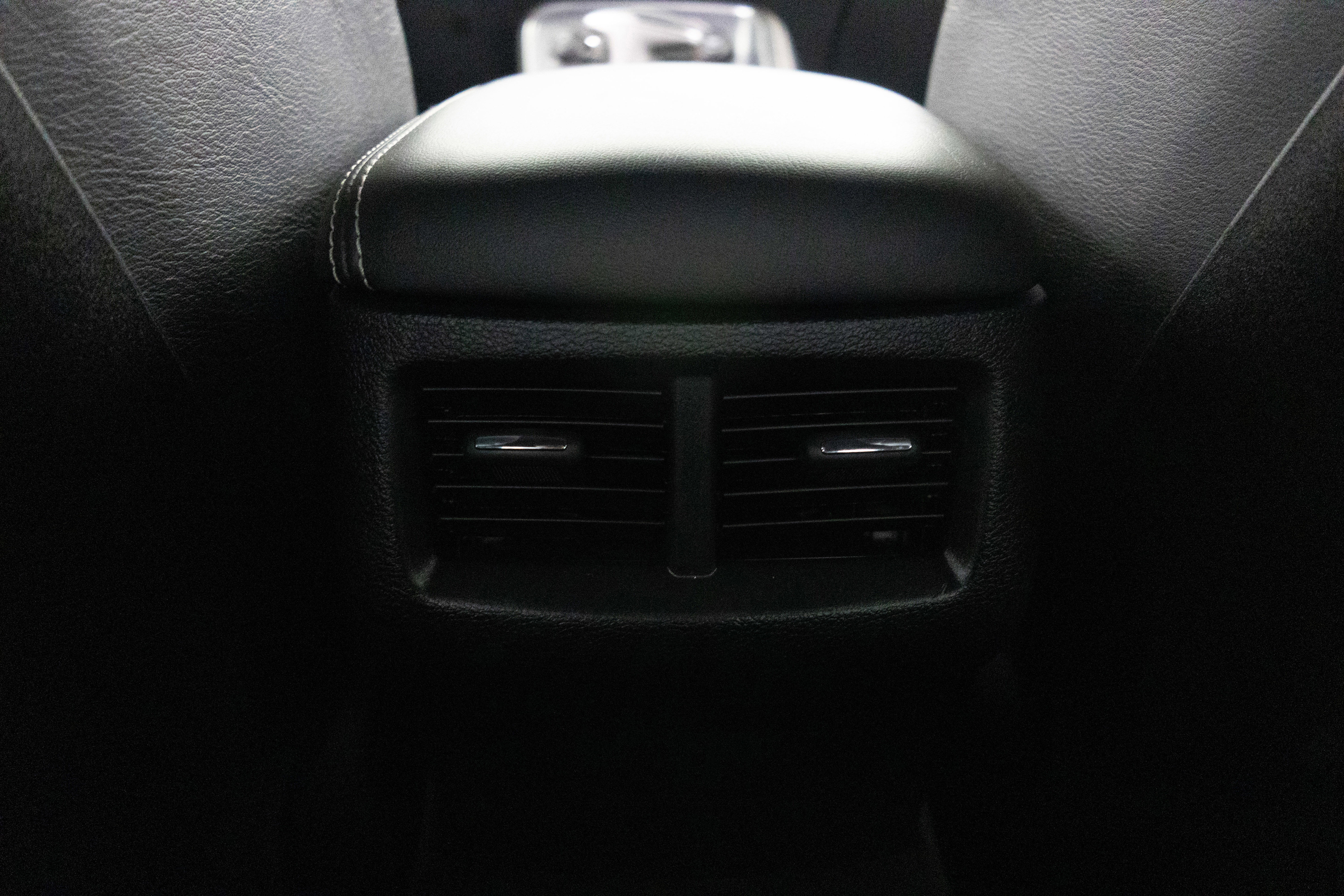 Used 2015 Dodge Challenger SRT Hellcat image 44