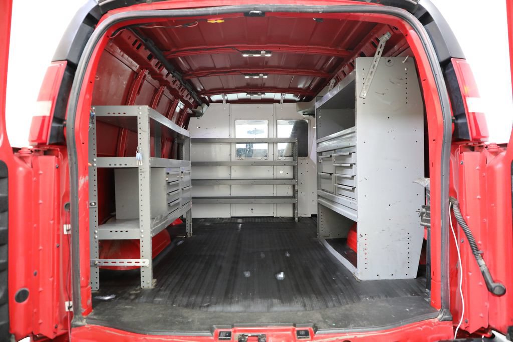 Used 2016 Chevrolet Express 3500 RWD image 18