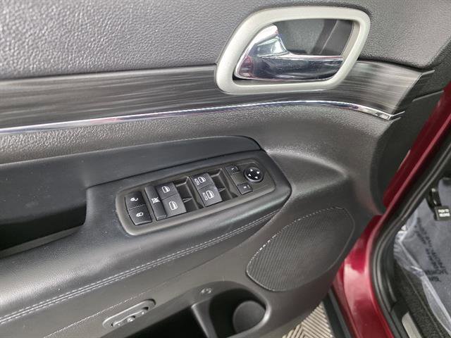 Used 2021 Jeep Grand Cherokee Limited w/ Luxury Group II AWD/4WD image 44