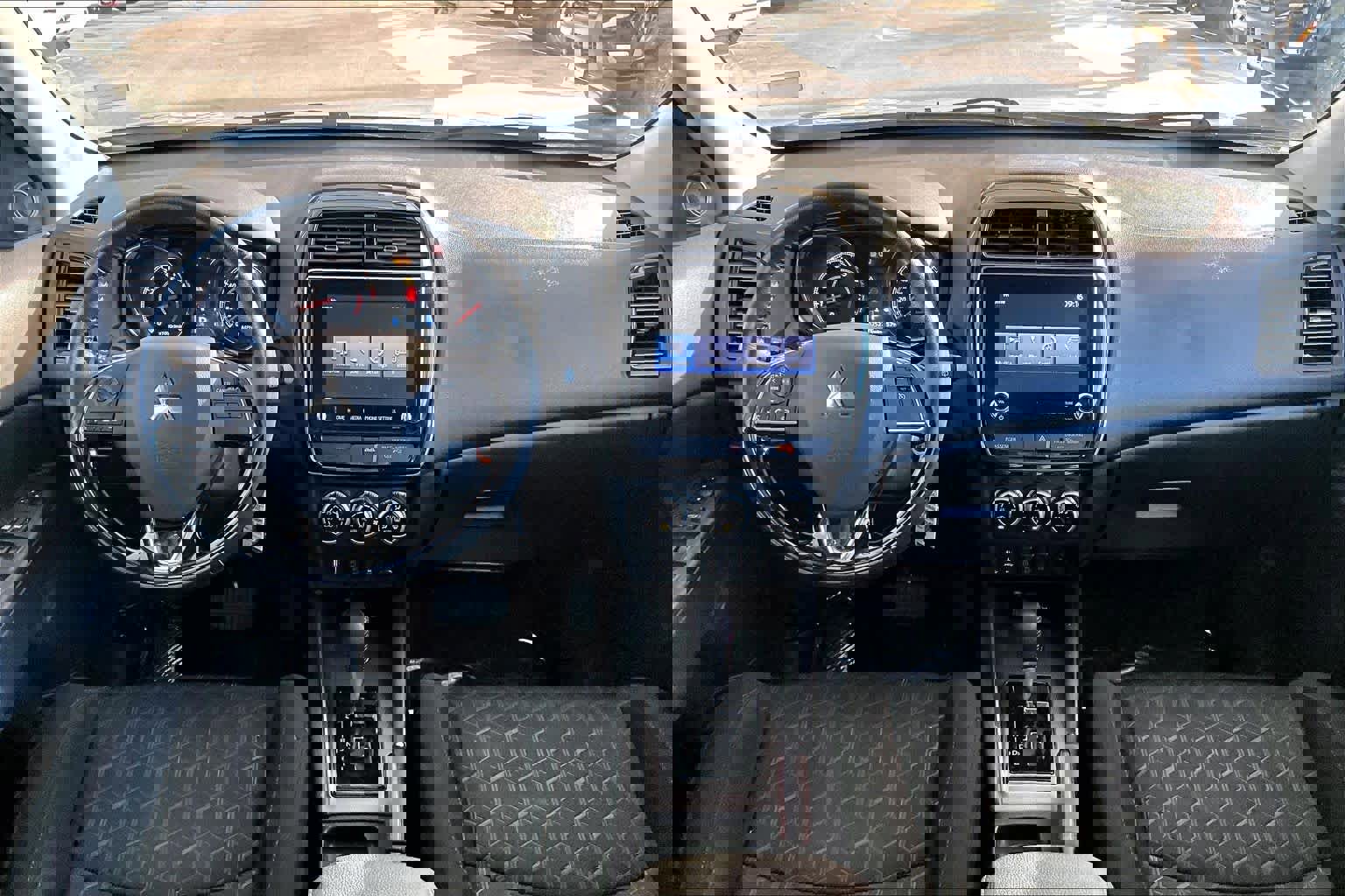 Used 2024 Mitsubishi Outlander Sport LE image 14