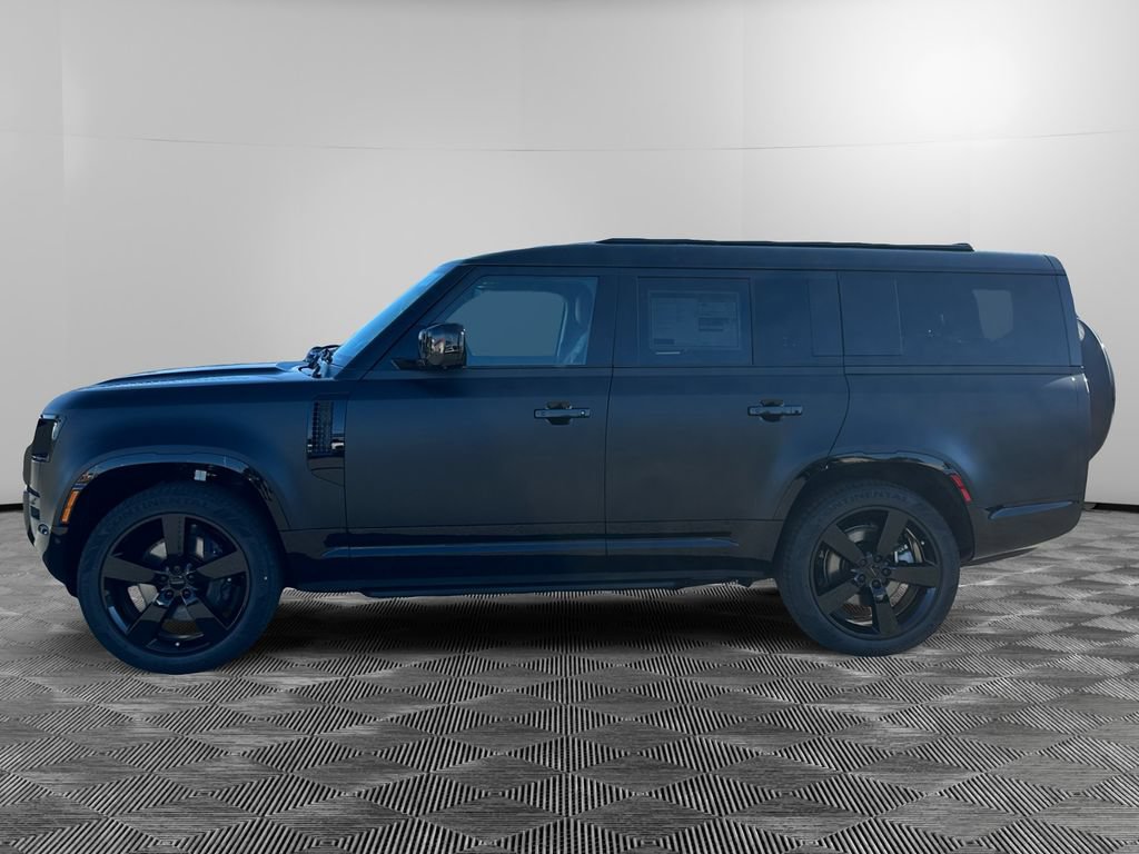 New 2026 Land Rover Defender 130 X-Dynamic SE AWD/4WD image 2