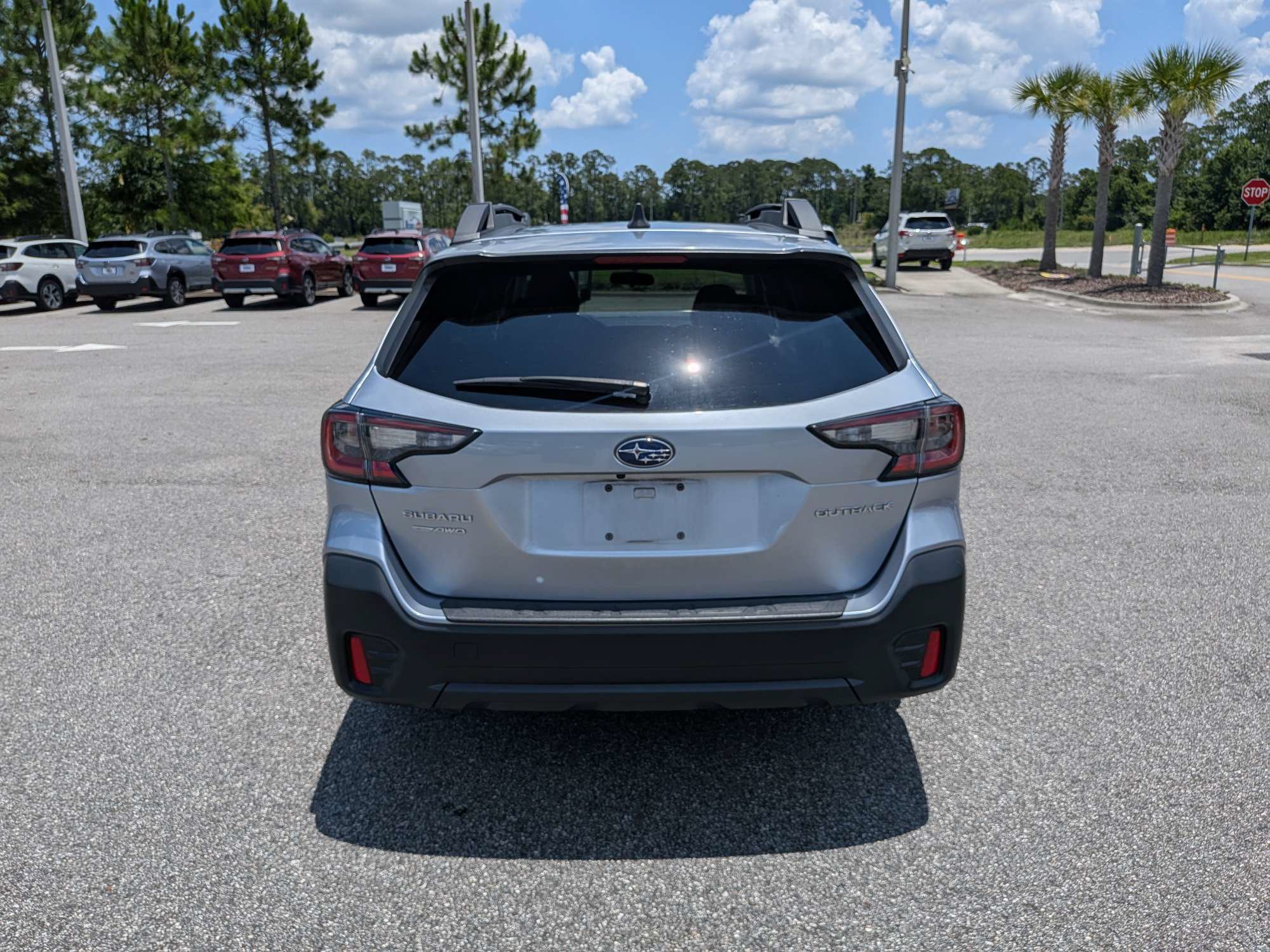 Used 2022 Subaru Outback Premium AWD/4WD image 5
