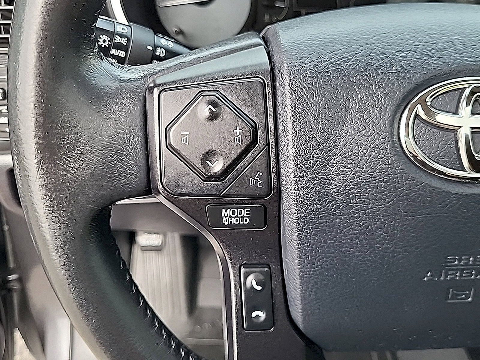 Used 2020 Toyota Sequoia TRD Pro AWD/4WD image 20