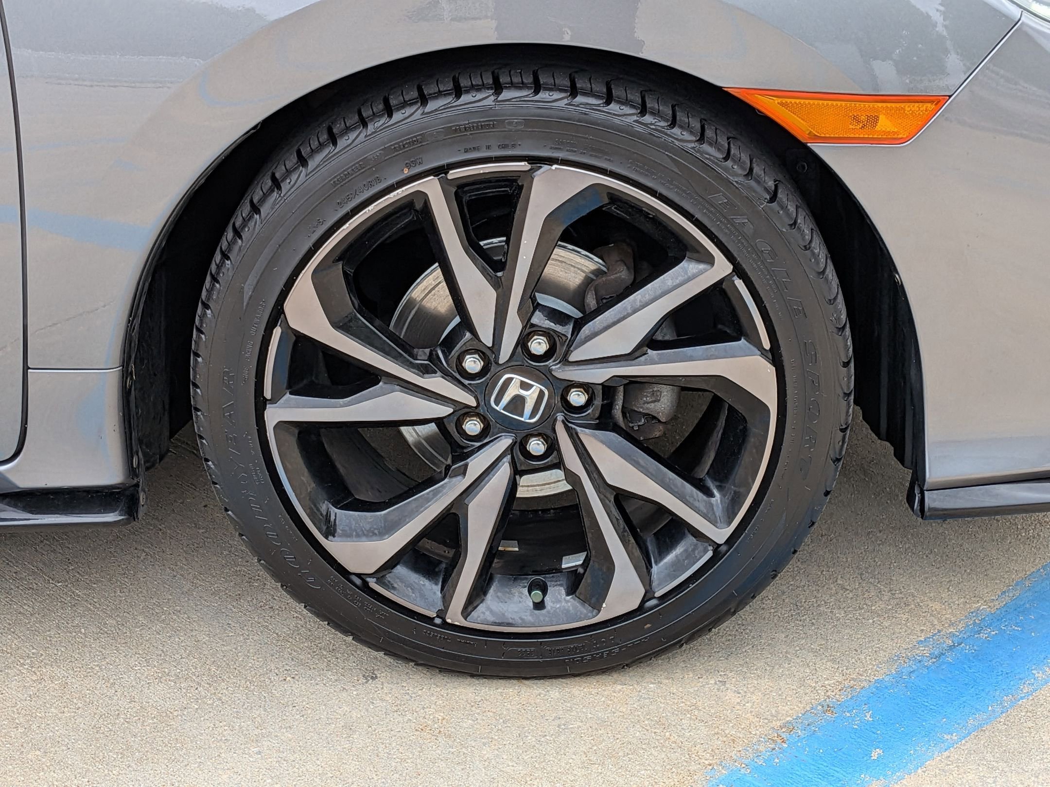Certified 2018 Honda Civic Sport image 30