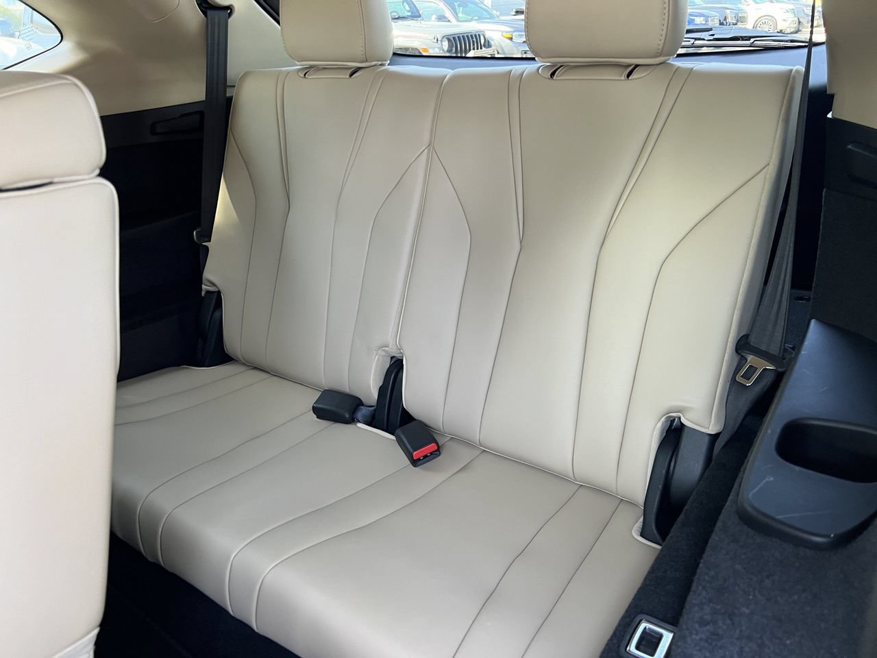 Used 2022 Acura MDX w/ Technology Package FWD image 17