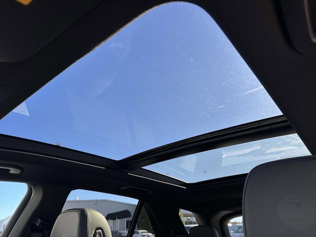 New 2025 Mercedes-Benz GLE 53 AMG 4MATIC image 17