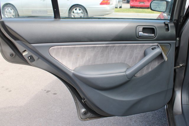 Used 2005 Honda Civic LX image 28