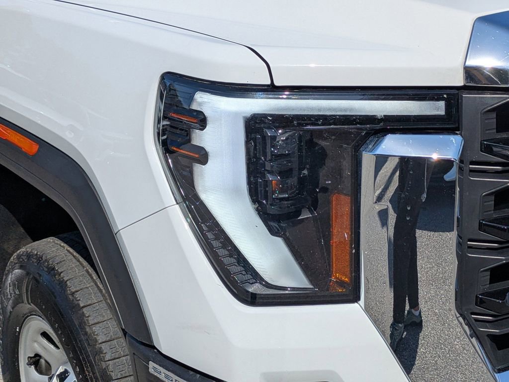 Used 2024 GMC Sierra 2500 Pro image 10