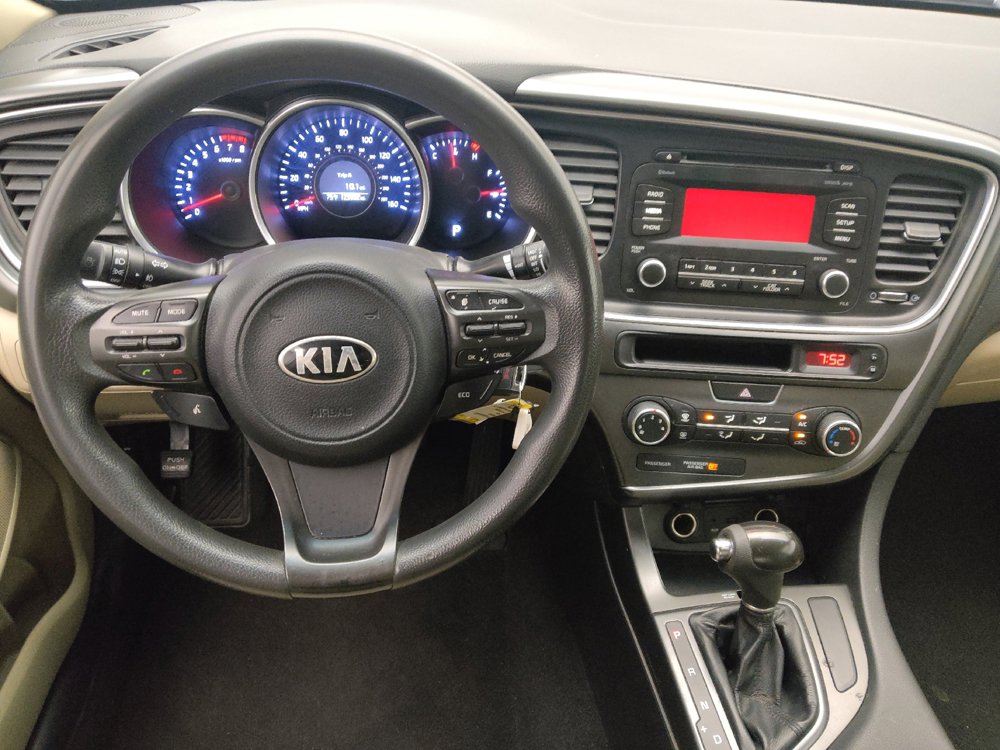 Used 2015 Kia Optima LX FWD image 22