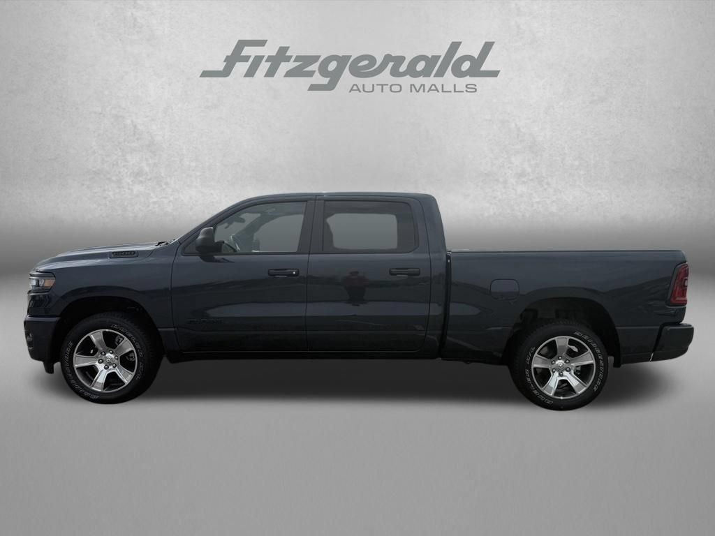 New 2026 RAM 1500 Express AWD/4WD image 8