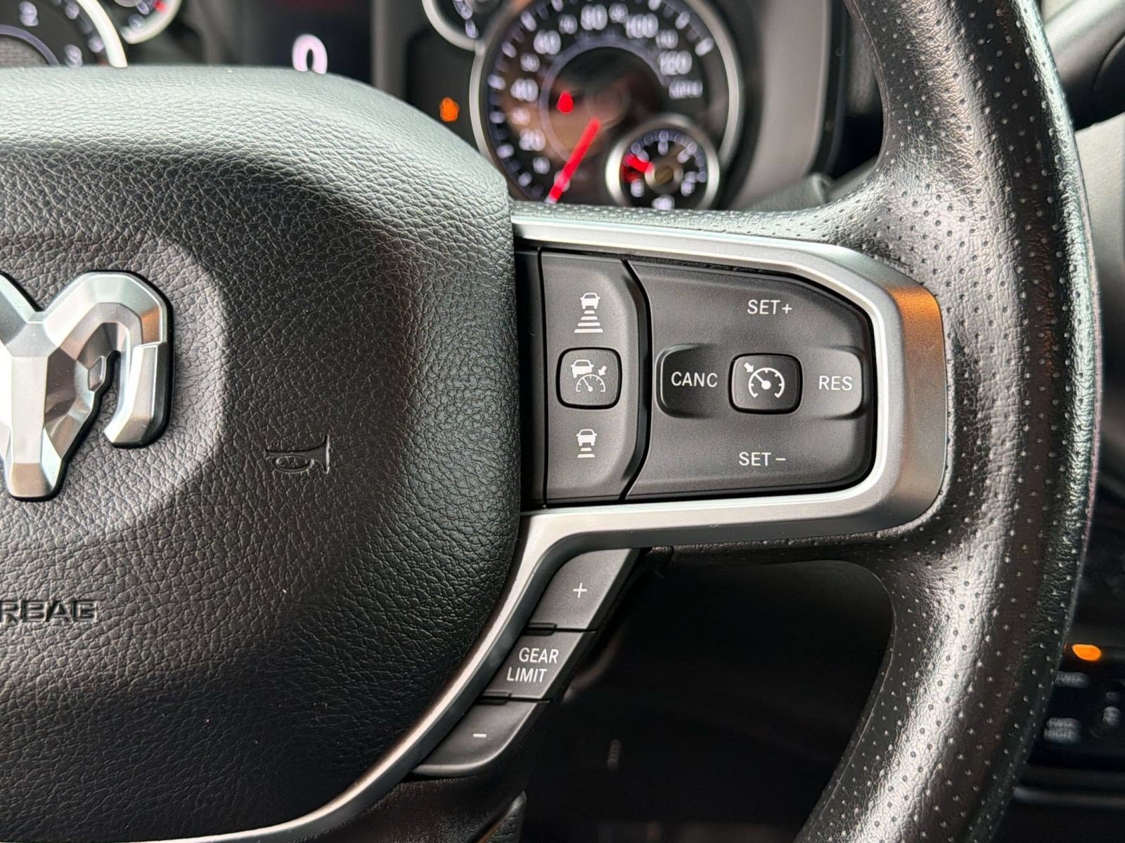 Used 2025 RAM 2500 Tradesman AWD/4WD image 18