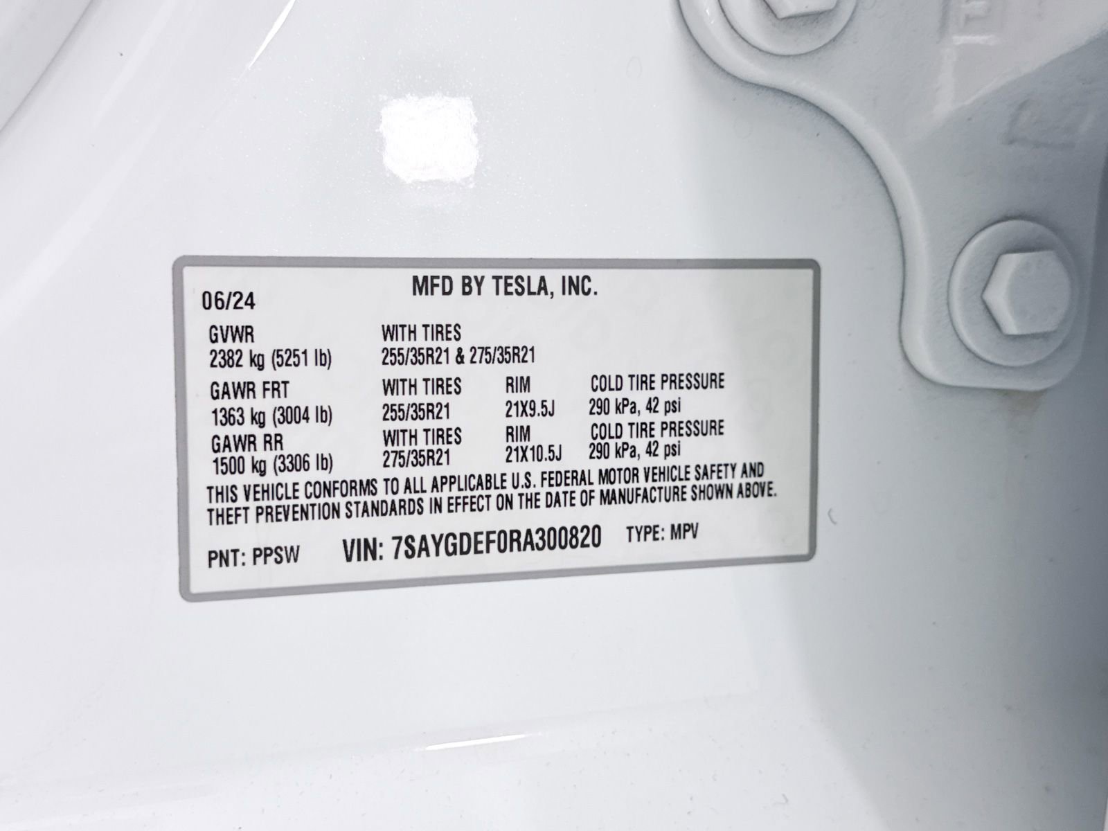 Used 2024 Tesla Model Y Performance image 40