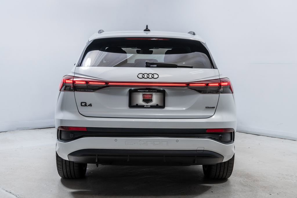 Used 2024 Audi Q4 e-tron Premium Plus w/ Premium Plus image 6