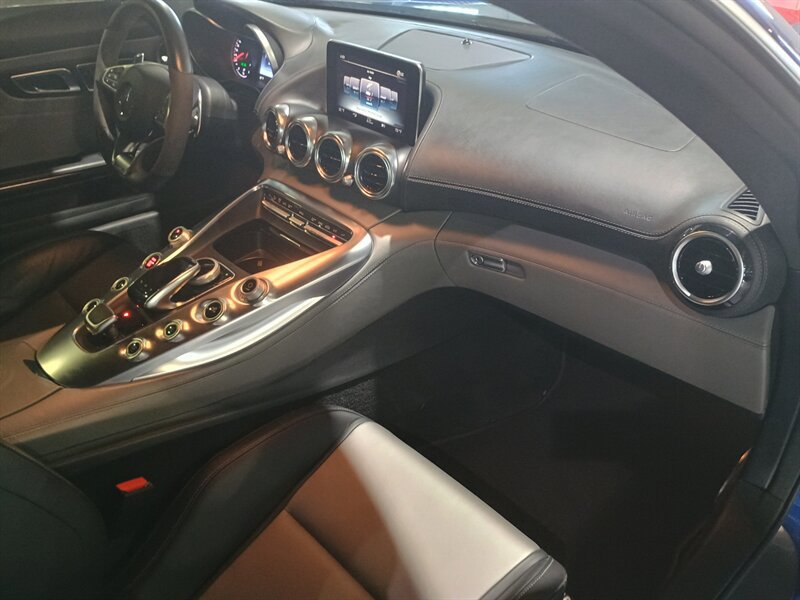 Used 2016 Mercedes-Benz AMG GT S image 29