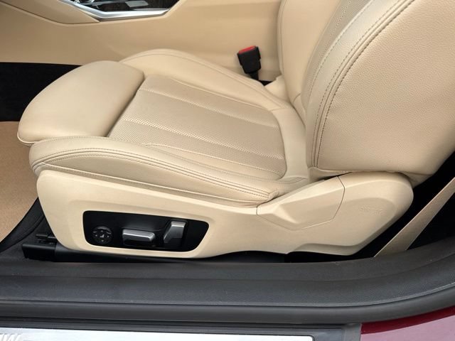 Used 2022 BMW 430i xDrive Convertible w/ Convenience Package AWD/4WD image 11