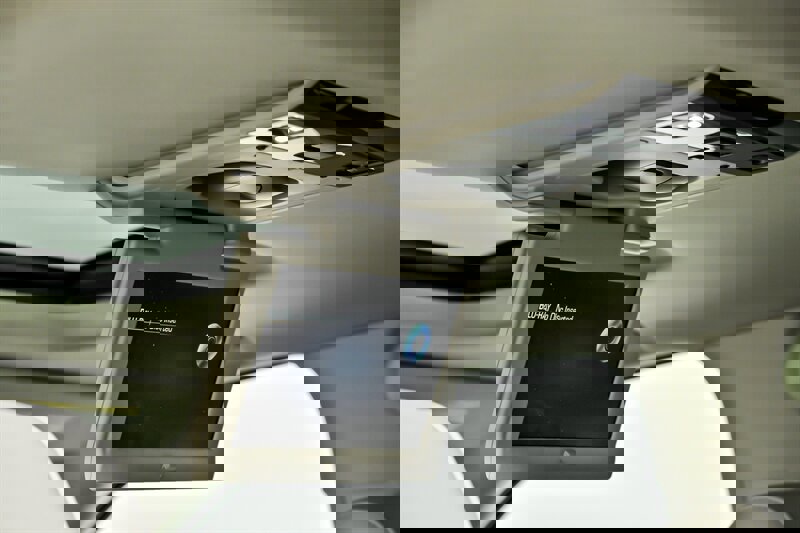 Used 2015 Cadillac Escalade Premium image 23