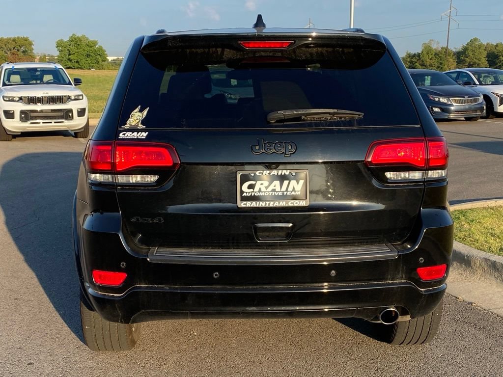 Used 2020 Jeep Grand Cherokee Altitude AWD/4WD image 5