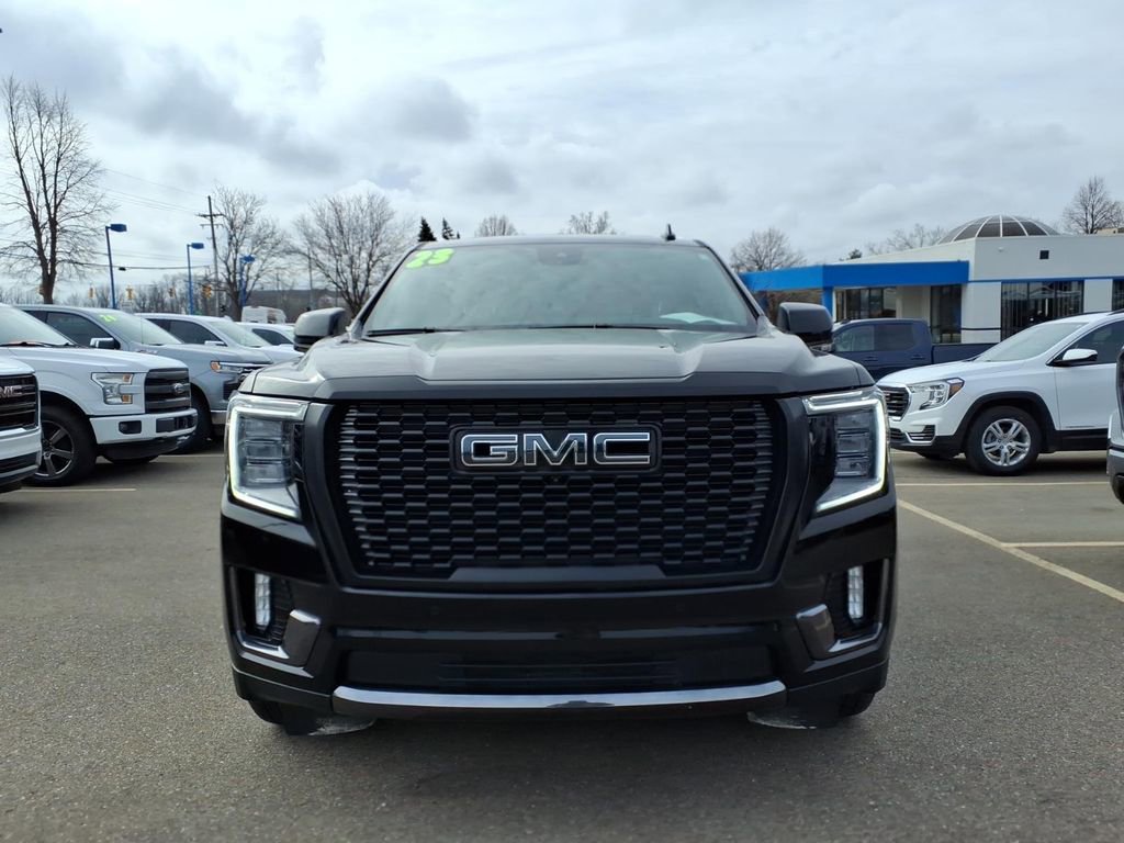 Used 2023 GMC Yukon XL Denali Ultimate image 2
