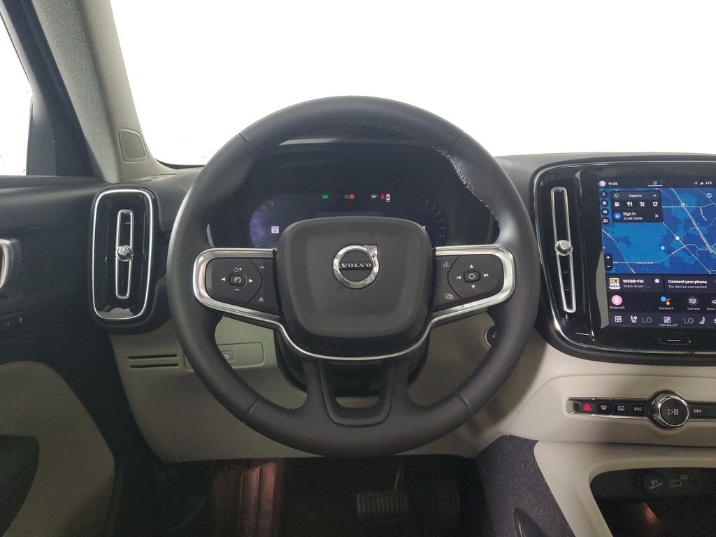 Used 2023 Volvo XC40 B5 Plus w/ Driver Assist Package image 18
