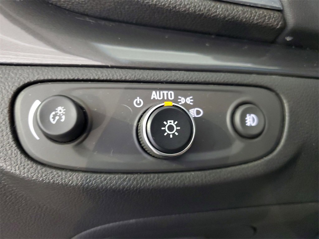 Used 2018 Buick Encore Preferred w/ Experience Buick Package image 29