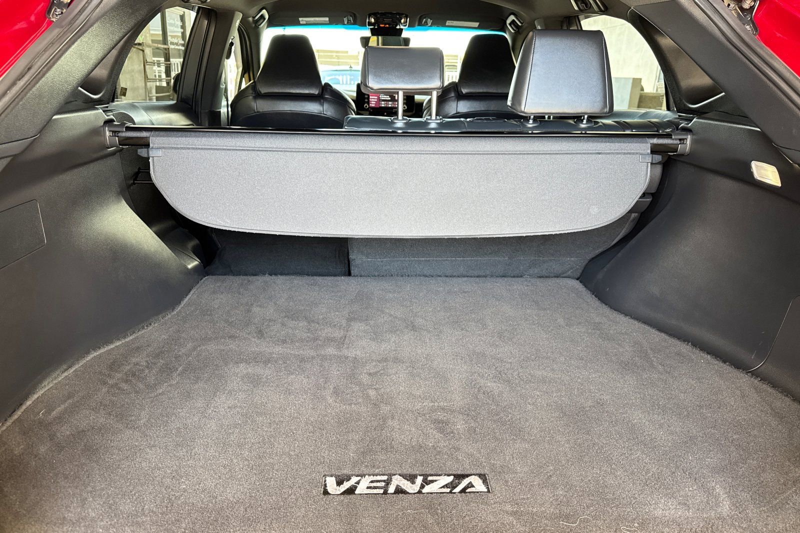 Used 2021 Toyota Venza XLE AWD/4WD image 17