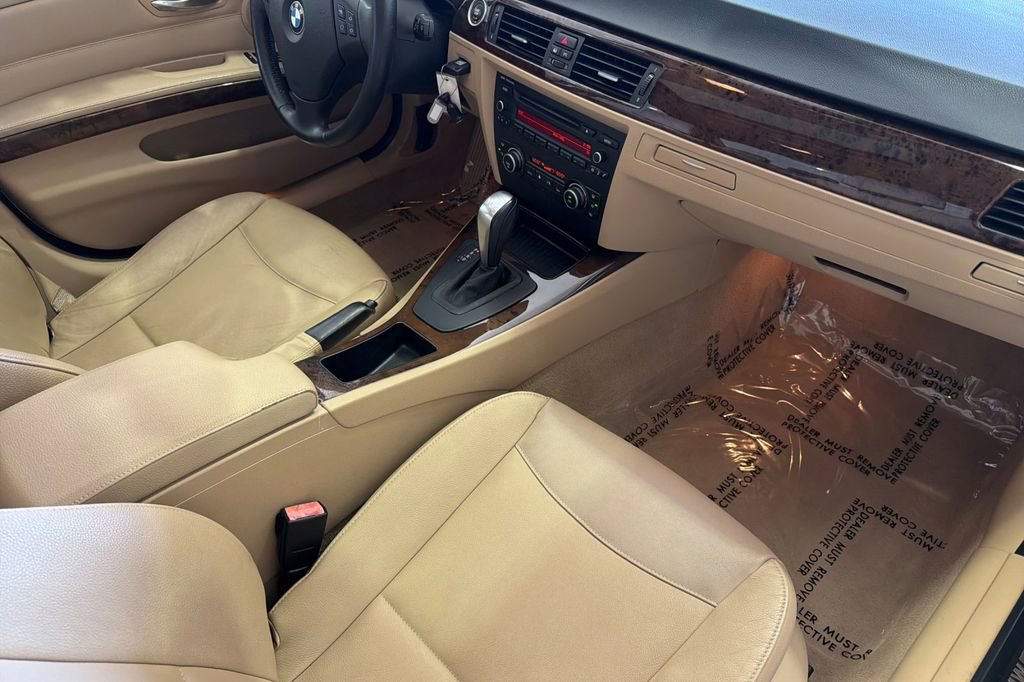 Used 2011 BMW 335i Sedan RWD image 15