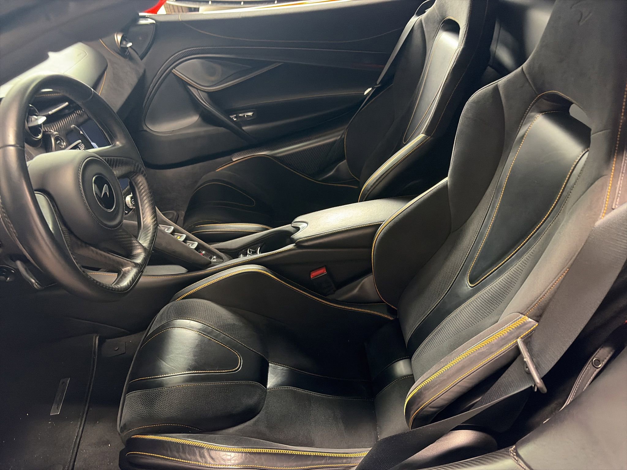 Used 2022 McLaren 720S Spider RWD image 7