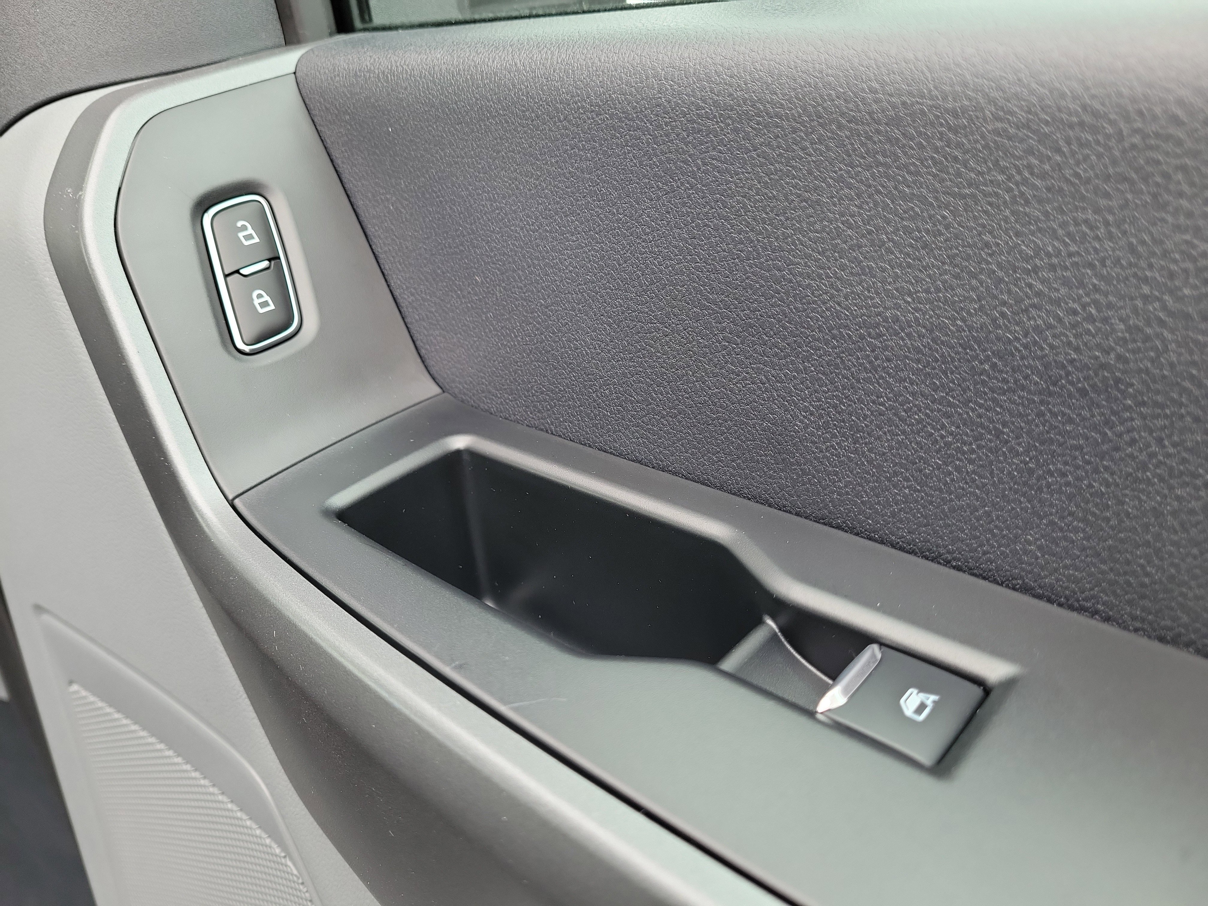 New 2026 Ford F350 XLT w/ FX4 Off-Road Package image 11