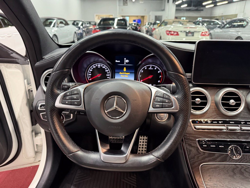 Used 2015 Mercedes-Benz C 400 4MATIC image 42