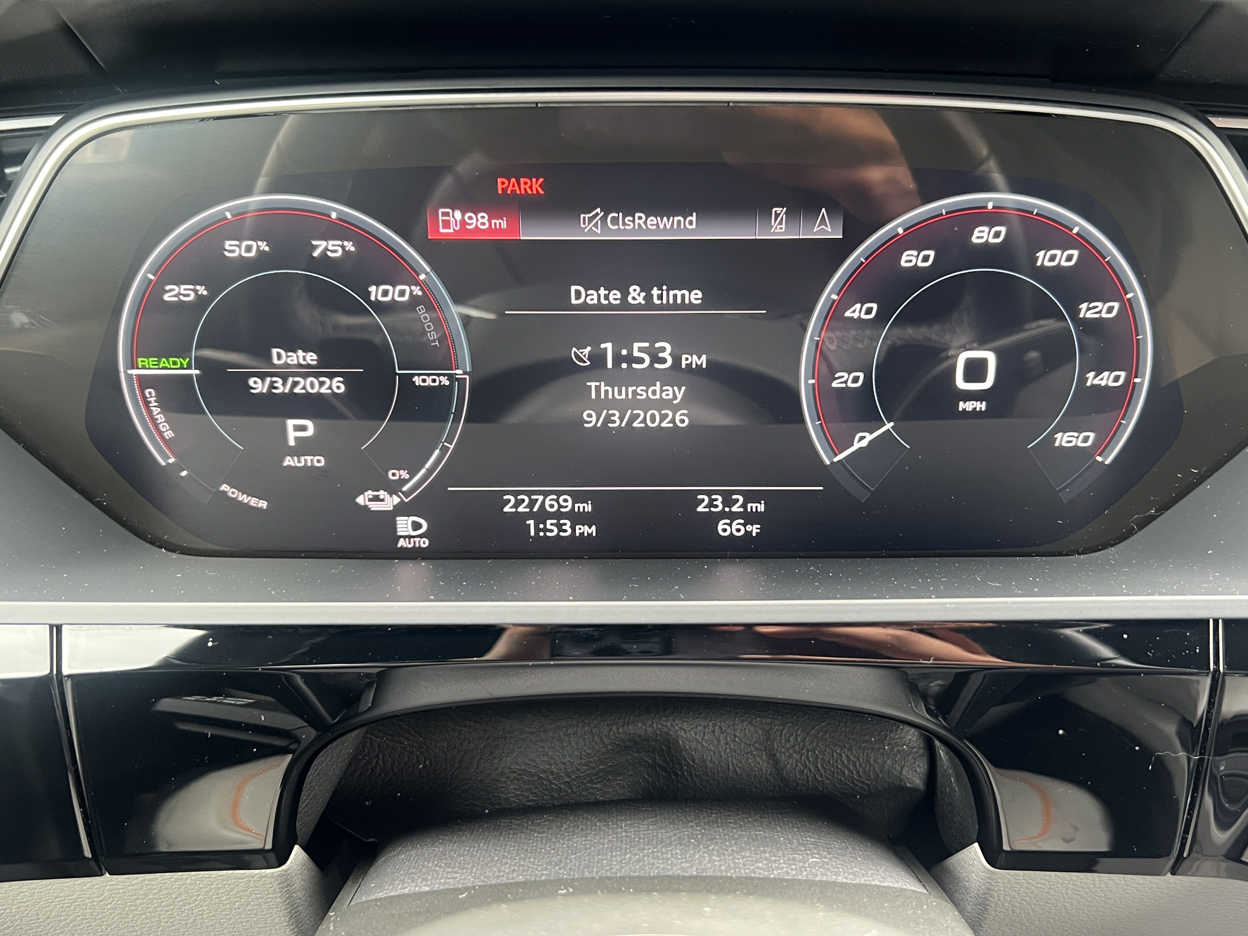 Used 2022 Audi e-tron Chronos AWD/4WD image 29