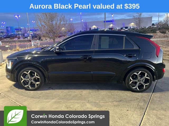 Used 2023 Kia Niro EX Touring image 4