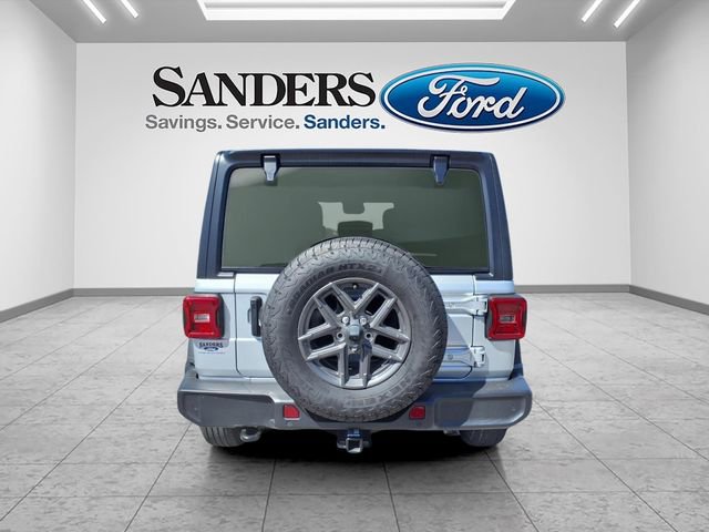 Used 2024 Jeep Wrangler Sport S image 3