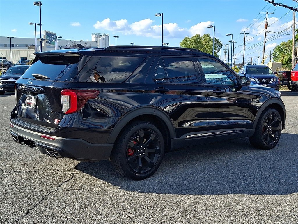 Used 2022 Ford Explorer ST w/ Equipment Group 401A image 5