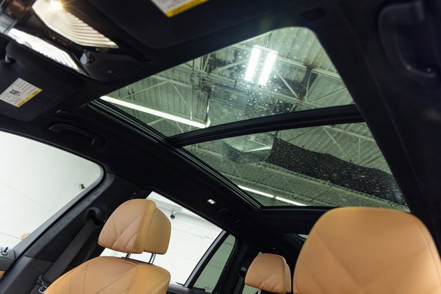 Used 2023 BMW X7 xDrive40i w/ M Sport Package image 13