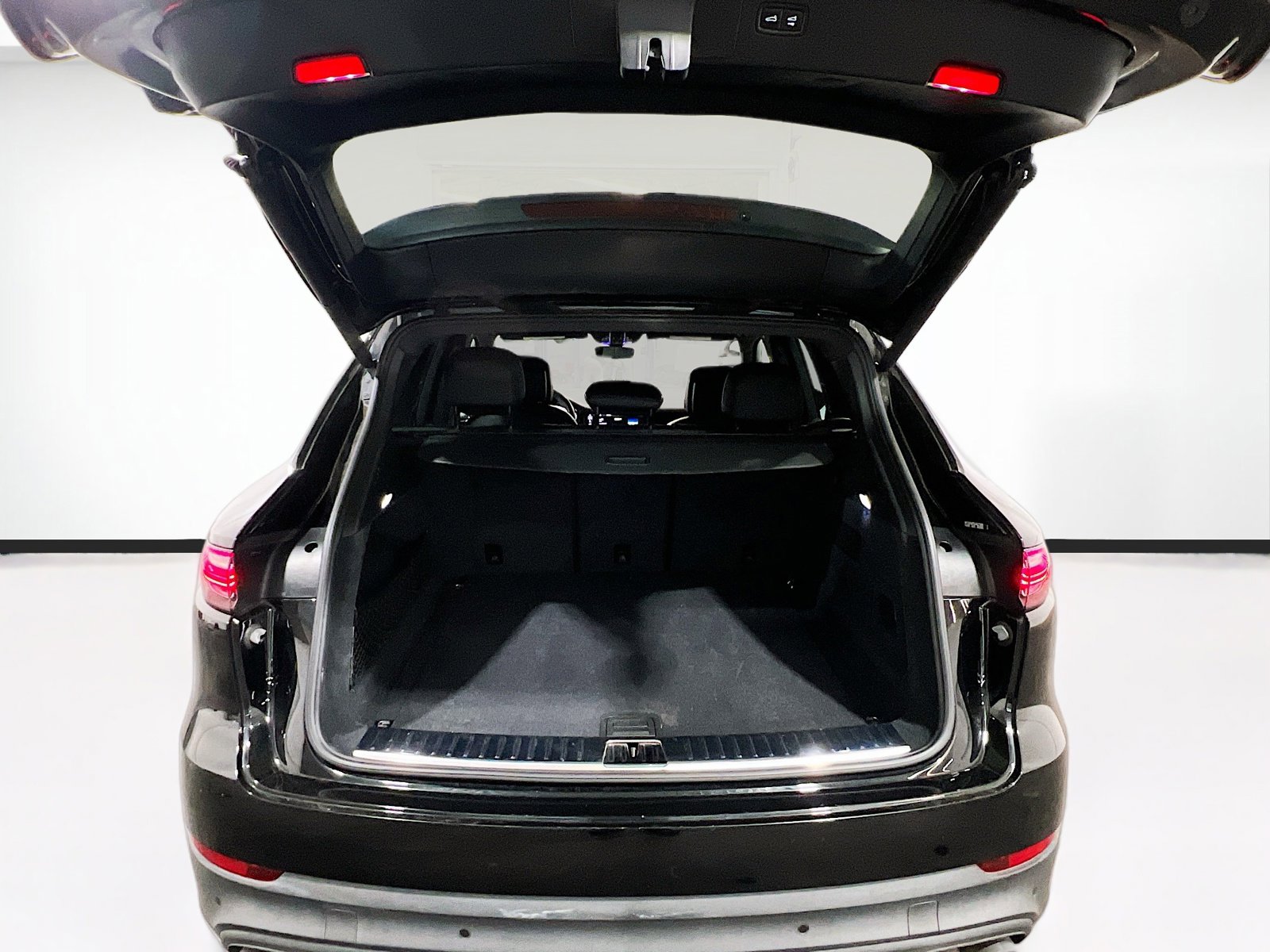 Used 2020 Porsche Cayenne S AWD/4WD image 21