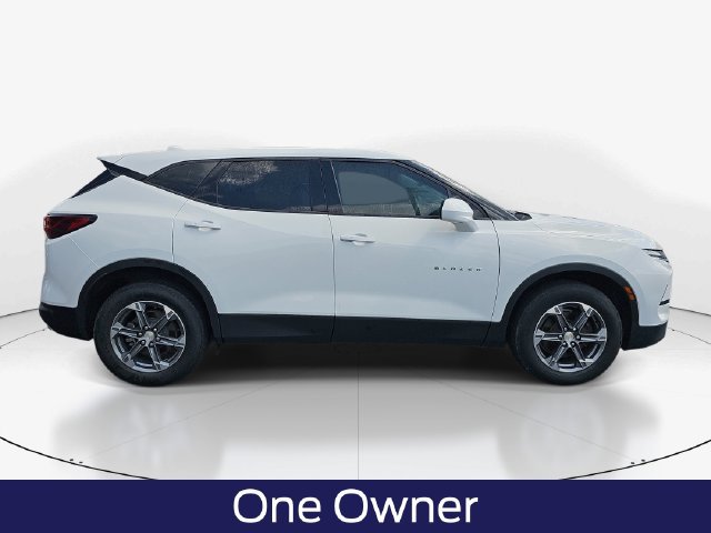 Used 2023 Chevrolet Blazer LT FWD image 3