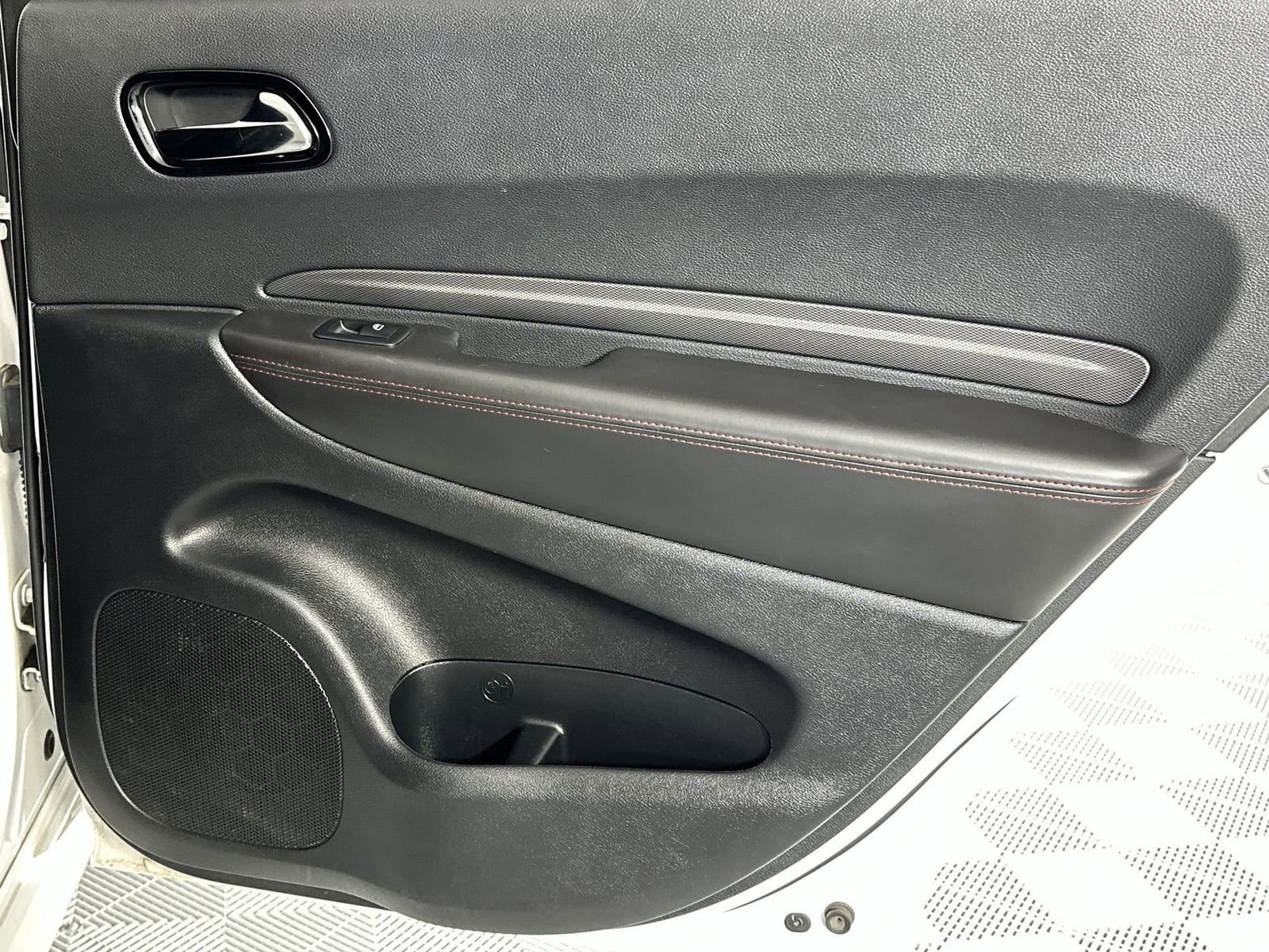 Used 2023 Dodge Durango GT image 32