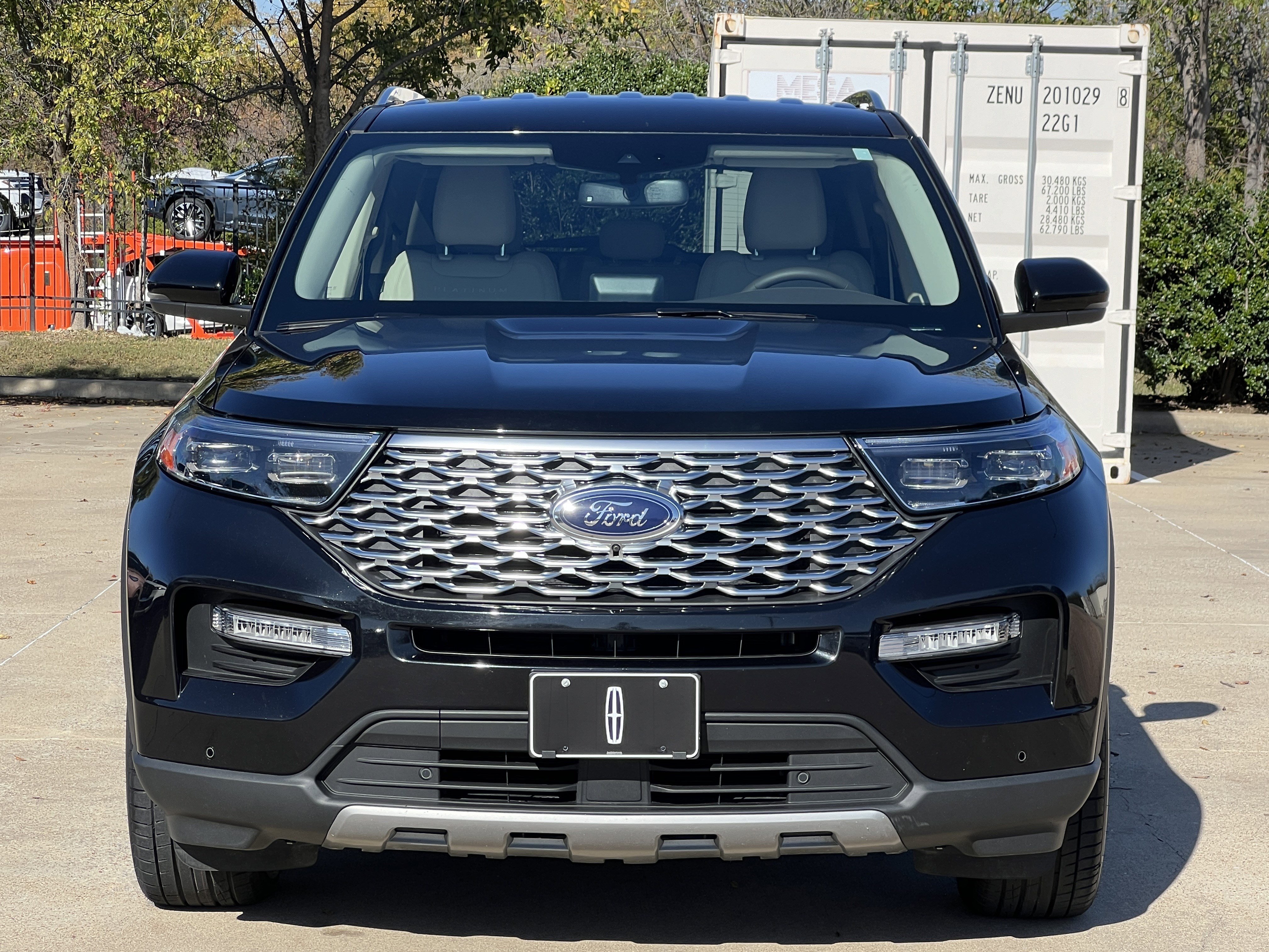 Used 2023 Ford Explorer Platinum w/ Technology Package image 15