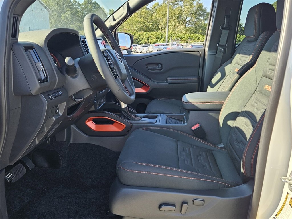 New 2026 Nissan Frontier Pro-X image 3
