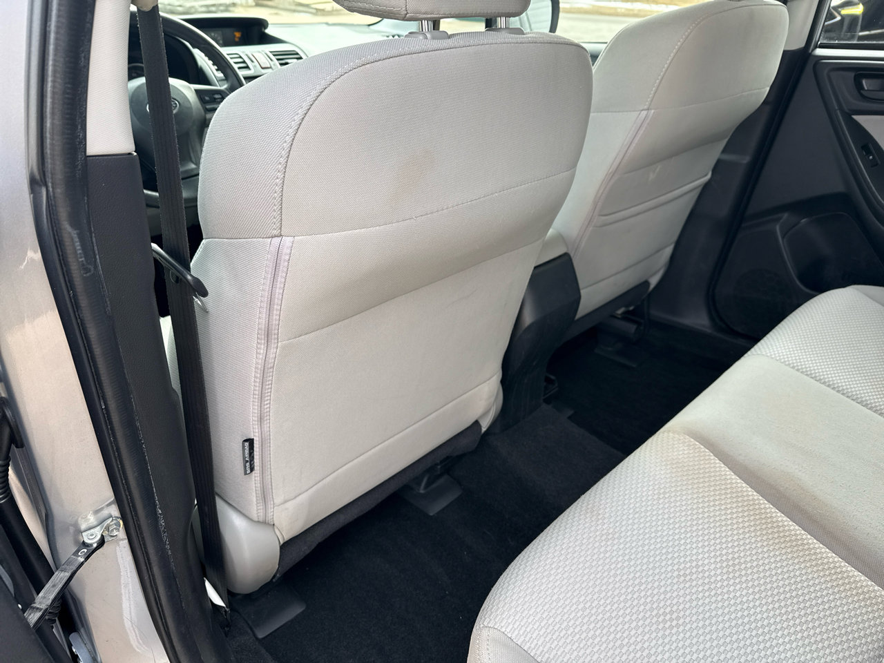 Used 2016 Subaru Forester 2.5i w/ Alloy Wheel Package image 34