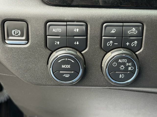 Certified 2024 Chevrolet Silverado 1500 LT Trail Boss w/ LT Trail Boss Premium Package image 32