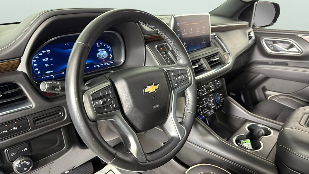 Used 2023 Chevrolet Suburban Premier RWD image 22