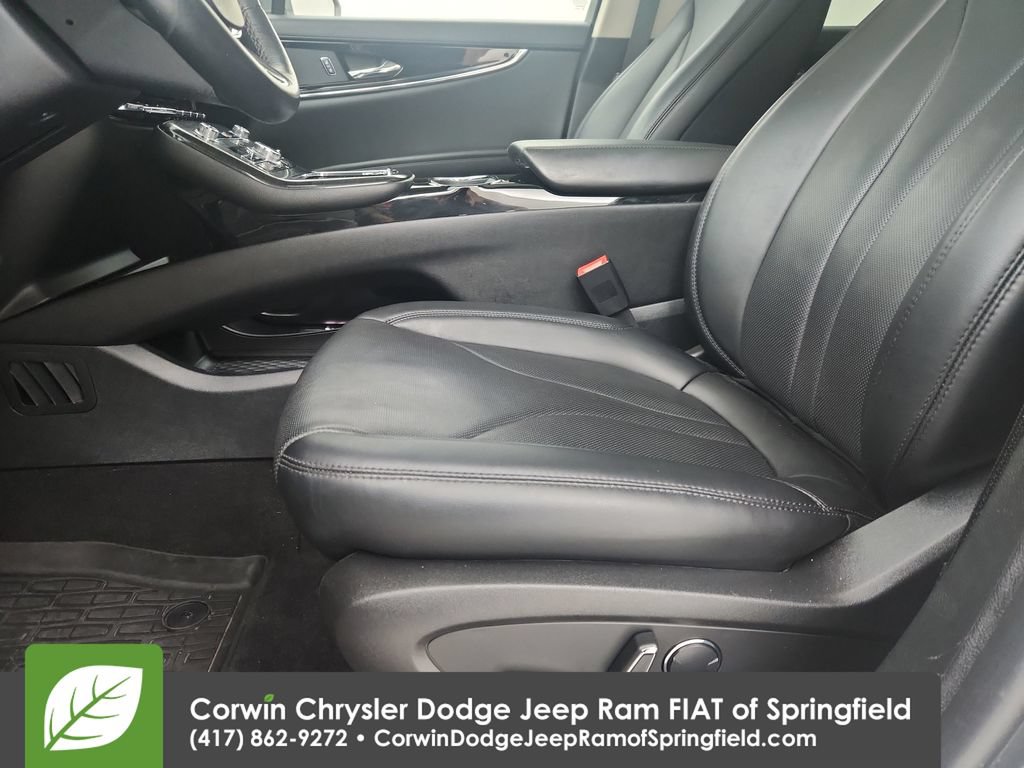 Used 2023 Lincoln Nautilus Reserve AWD/4WD image 19