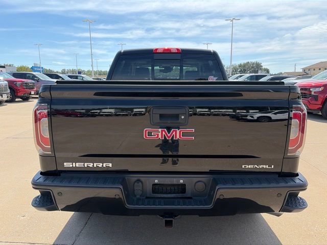Used 2016 GMC Sierra 1500 Denali w/ Enhanced Driver Alert Package AWD/4WD image 4