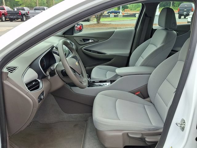 Used 2024 Chevrolet Malibu LS FWD image 9